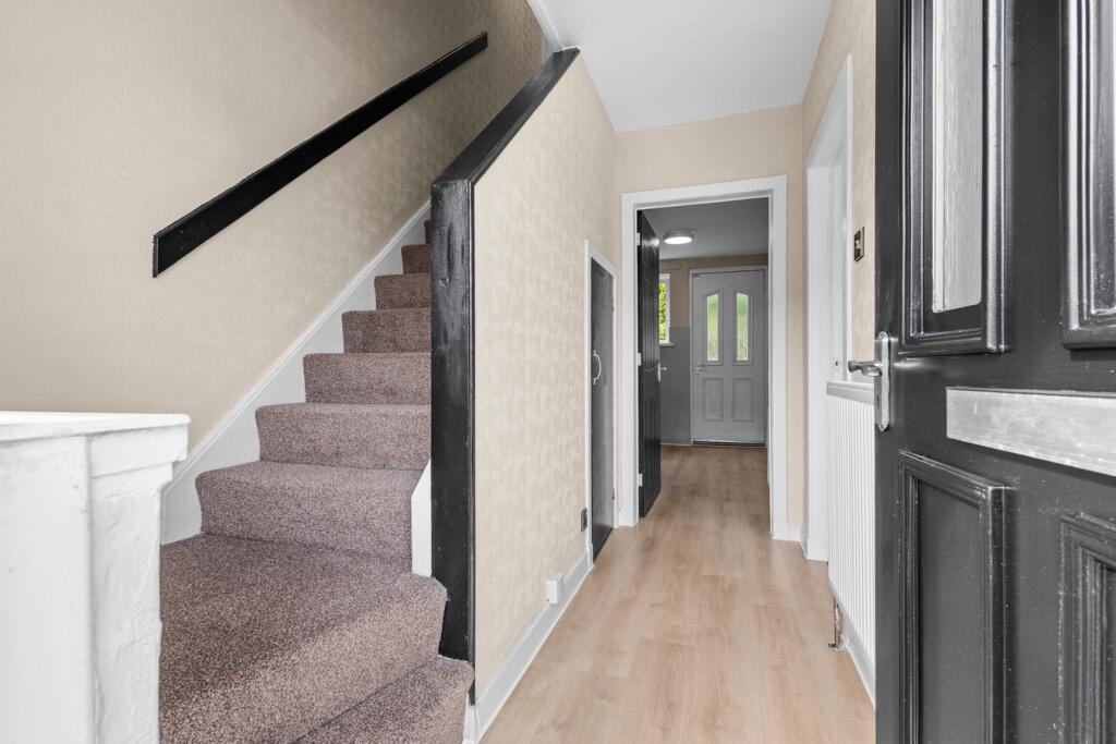 House in Kilmarnock, East Ayrshire - View 4