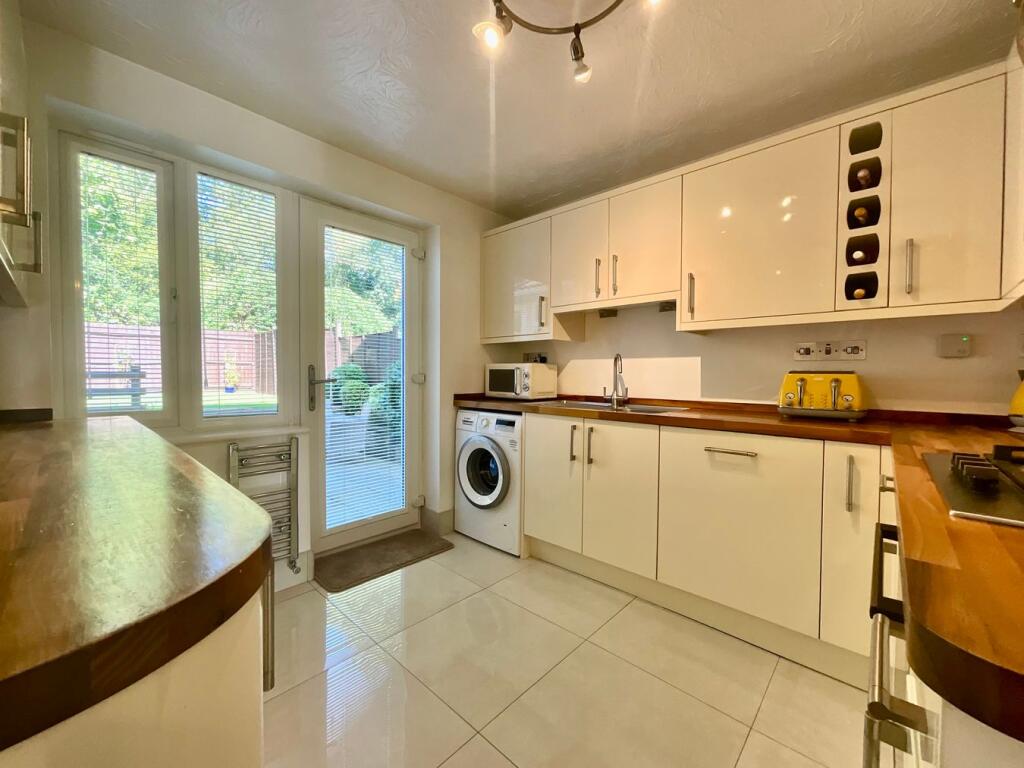 Priory Way, Langstone, Newport, NP18 photo 3