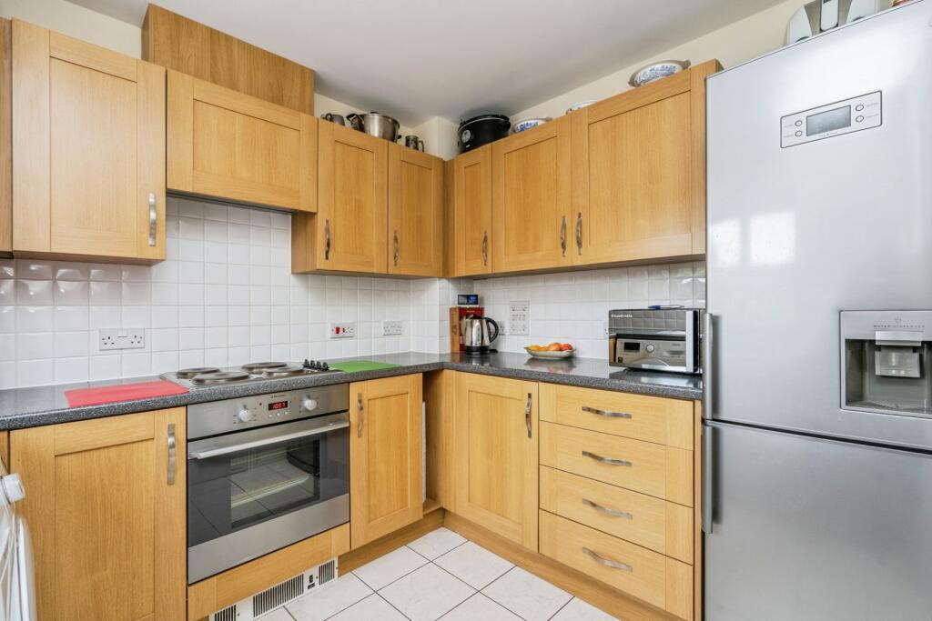 Cotton Road, Portsmouth, Hampshire, PO3 photo 3