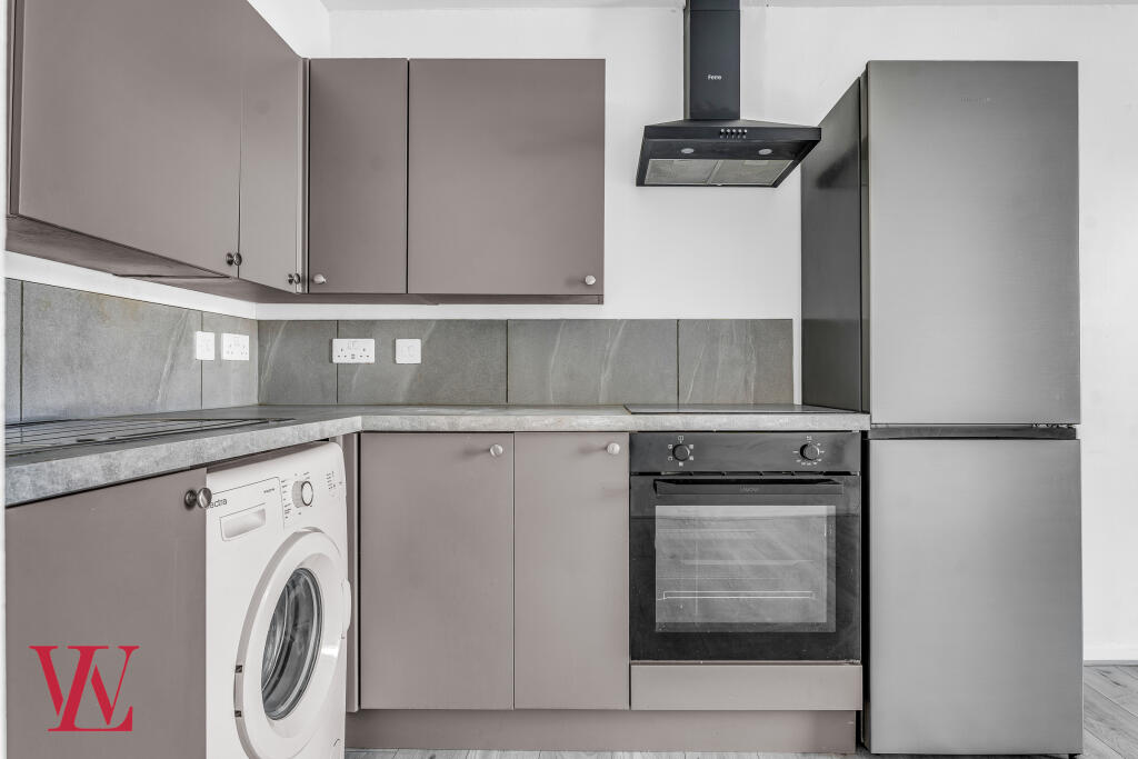 Apartment in East Hertfordshire, Hockerill, Bishop's Stortford - View 4