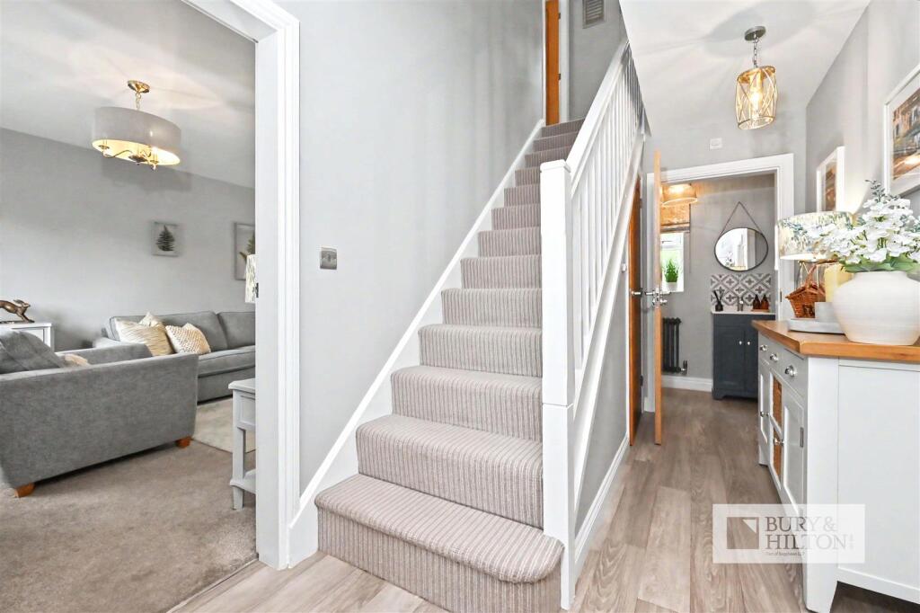 Church Croft, Caverswall, Stoke-On-Trent photo 4