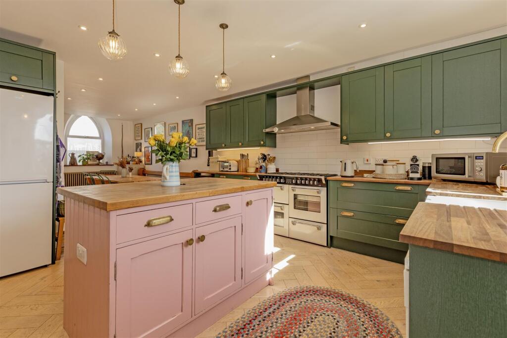 House in Stockport - View 5