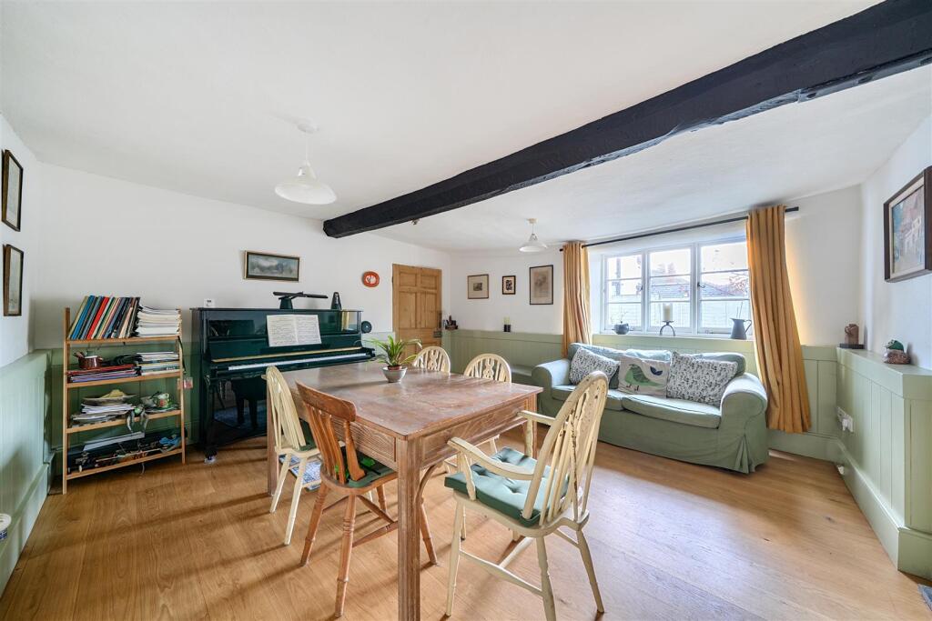 House in East Devon, East Budleigh - View 2
