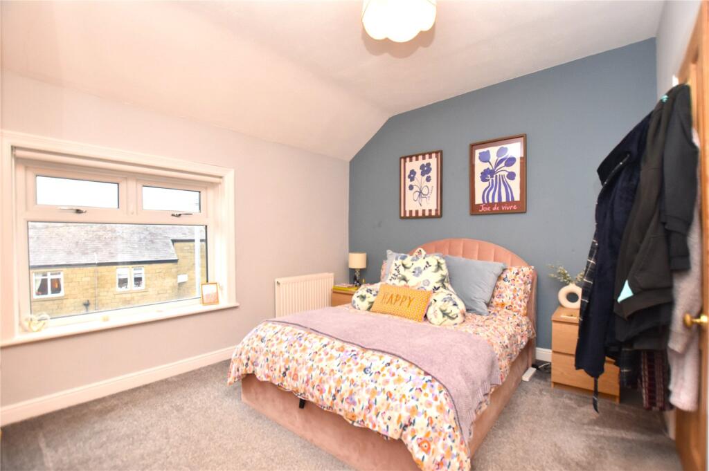 Wentworth Terrace, Rawdon, Leeds, West Yorkshire photo 4