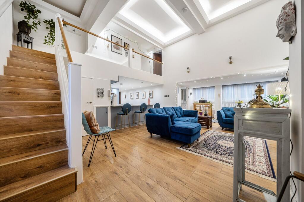 Main image of property: Old Kent Road, London, SE1