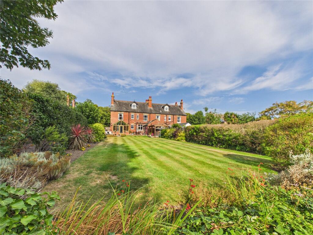 House in East Suffolk, Kirkley, Lowestoft - View 2