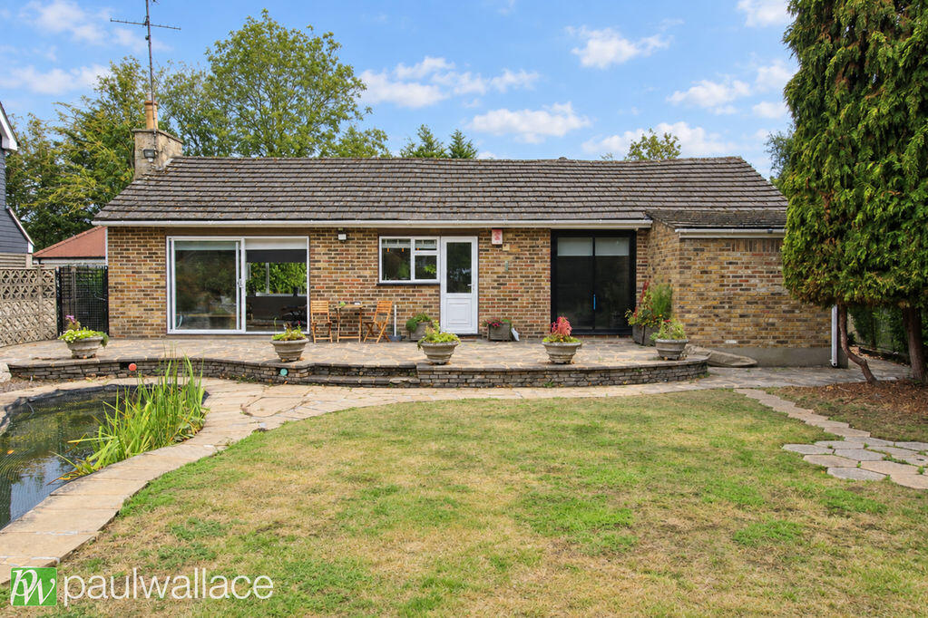 House in Enfield - More