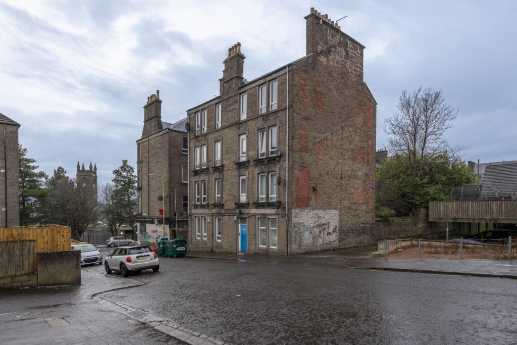 Main image of property: Erskine Street, Dundee, DD4 6