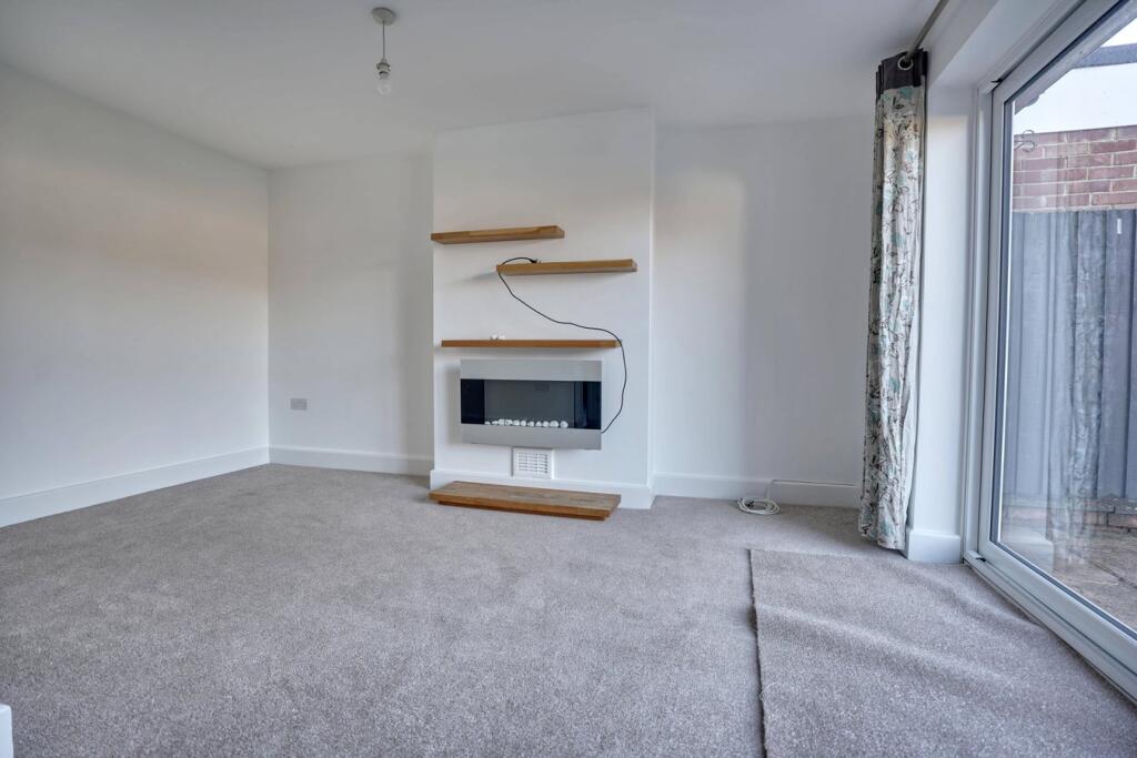 Cannons Close, Bishop's Stortford, CM23 photo 4