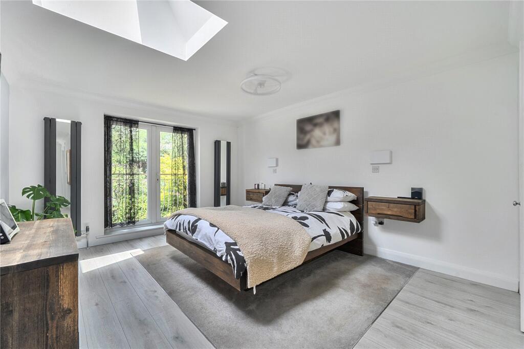 House in Bracknell - View 5