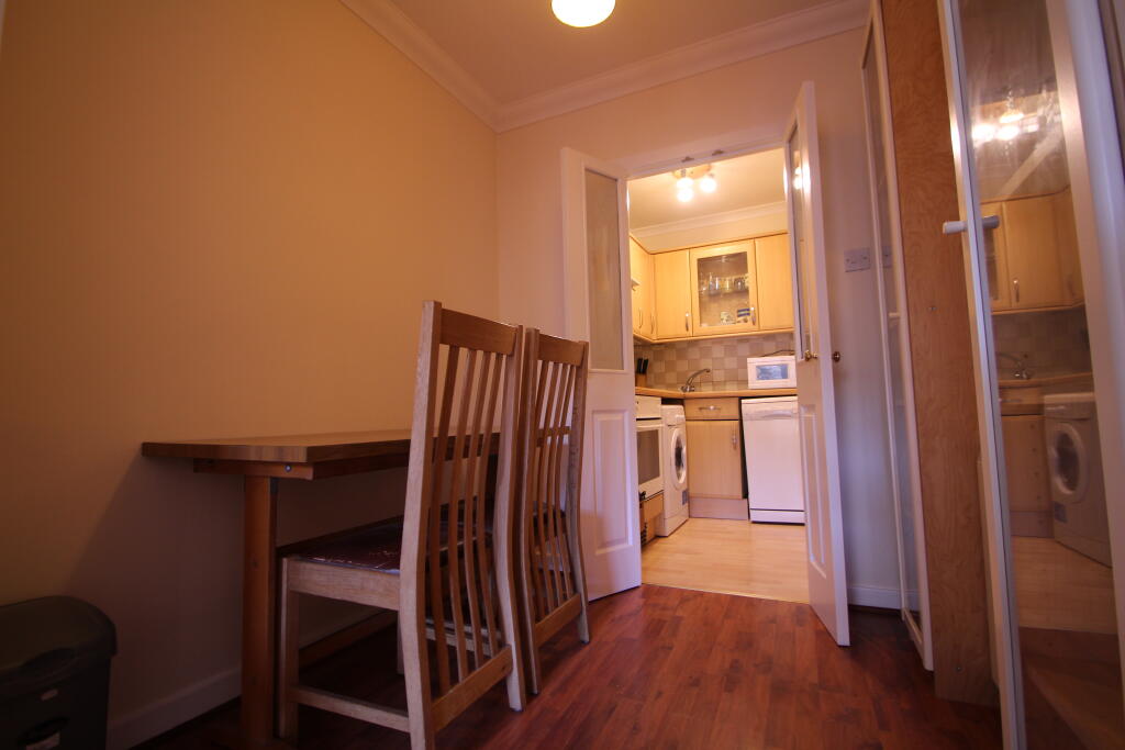 Apartment in Glasgow - More