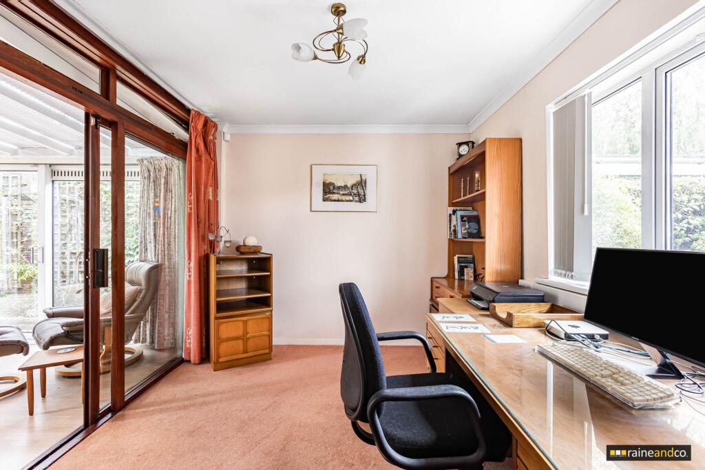 House in St Albans - View 5