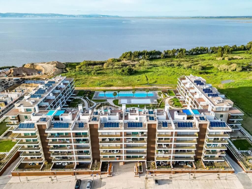 Main image of property: Setúbal, Alcochete