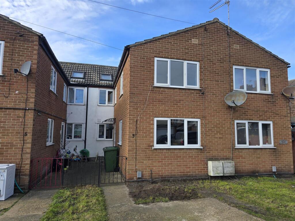 Main image of property: Moat Road, Great Yarmouth