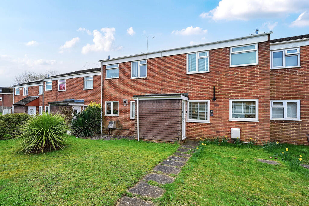Main image of property: Pinewood Park, Farnborough