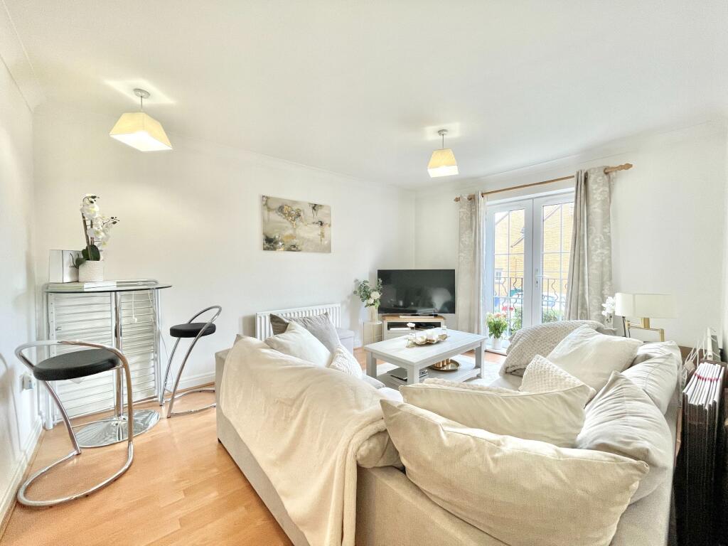 Main image of property: FLAT - Honiton Gardens, London