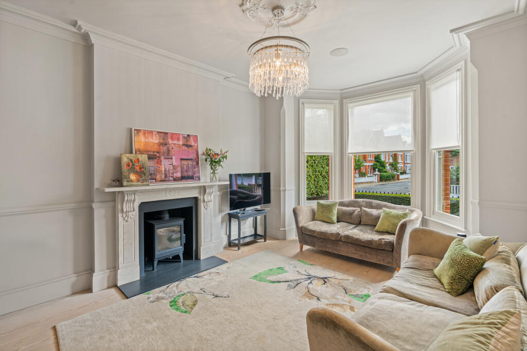 House in London - View 5