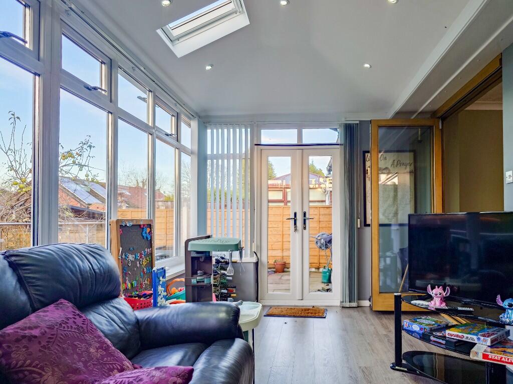 Foxholes Road, Hyde, Greater Manchester, SK14 photo 3