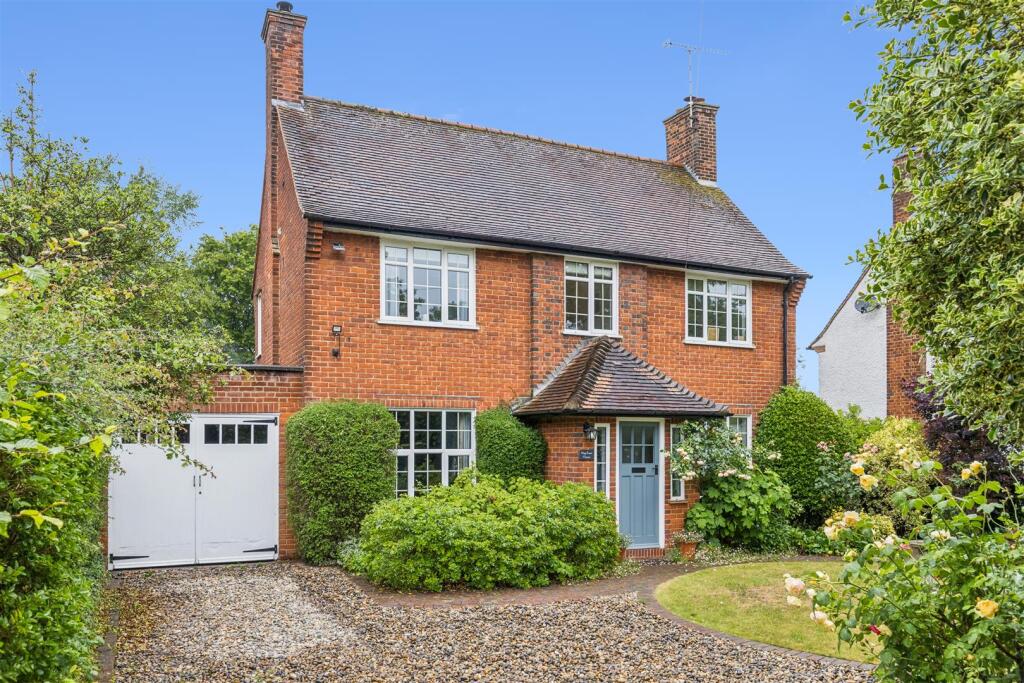 Main image of property: Willian Way, Letchworth Garden City