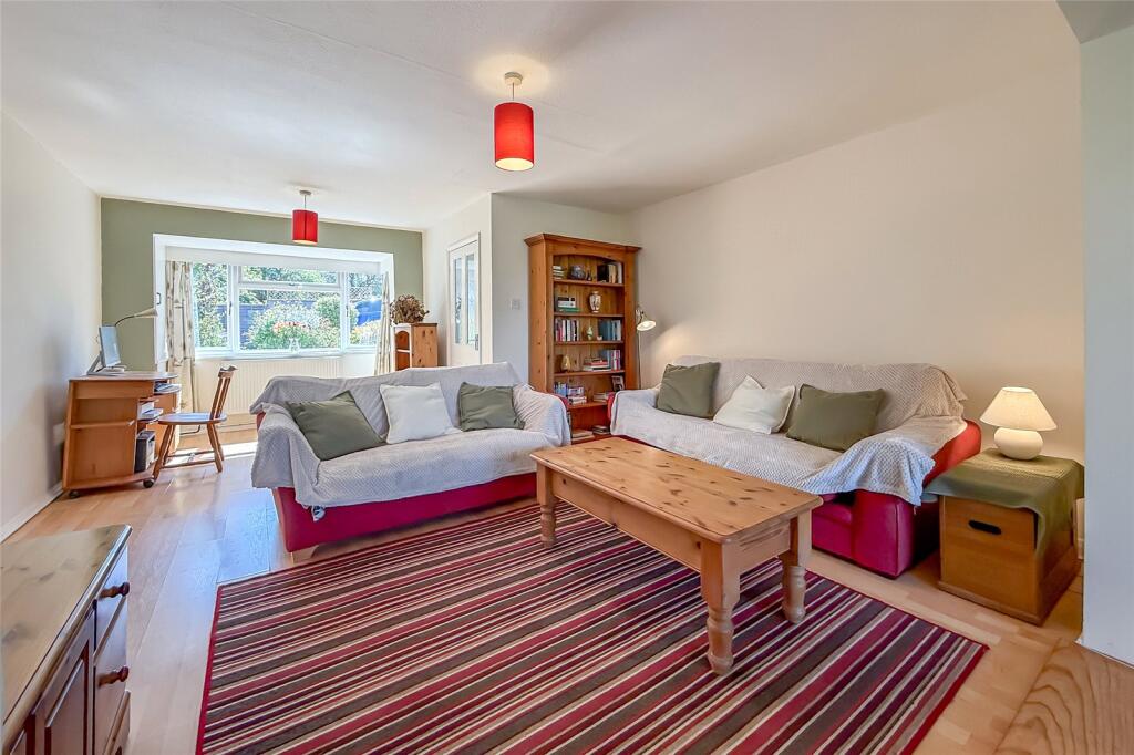 Additional image 5 of Springfield Crescent, Harpenden, Hertfordshire, AL5