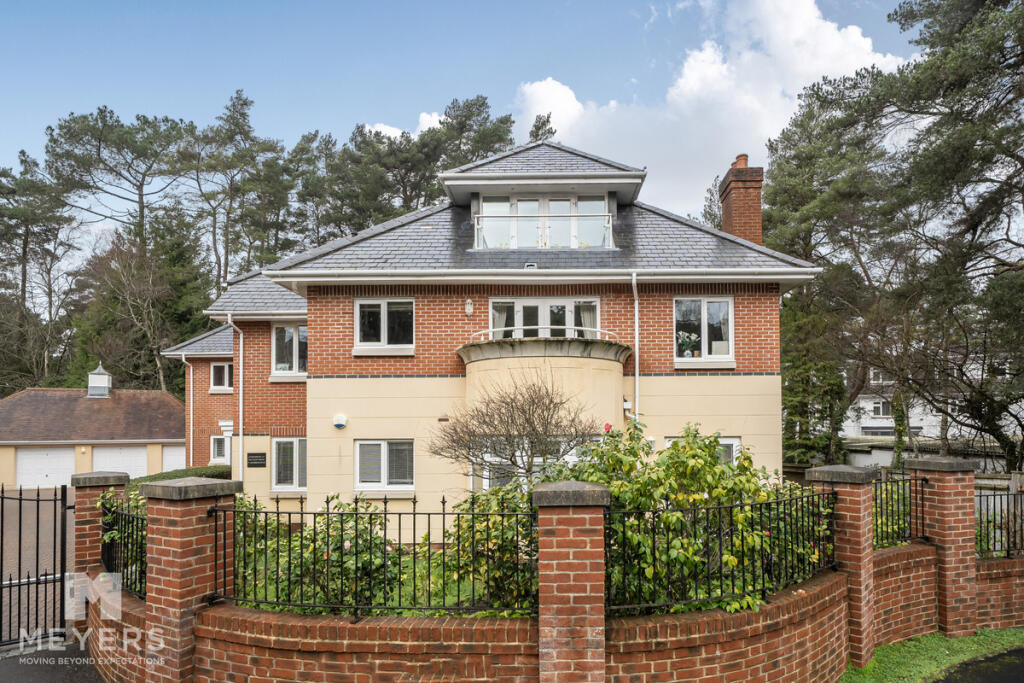 Main image of property: Aldridge Road, Ferndown, BH22 8