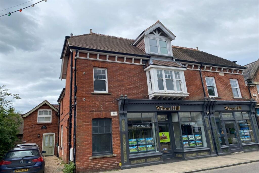 Main image of property: Lavant Street, Petersfield, GU32