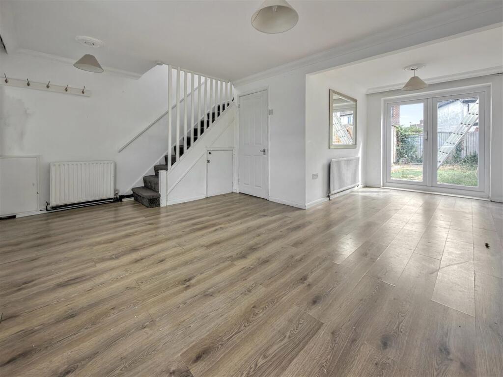 House in London - View 4