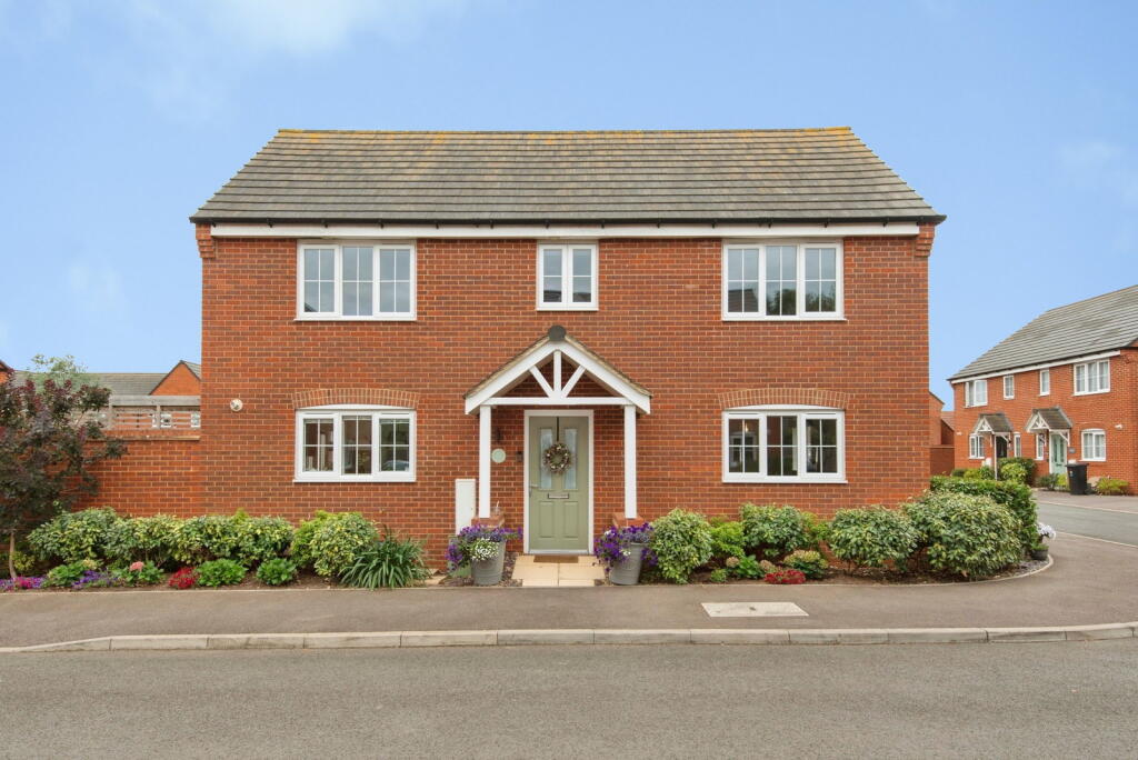 Main image of property: Lower Stondon, SG16 6GE