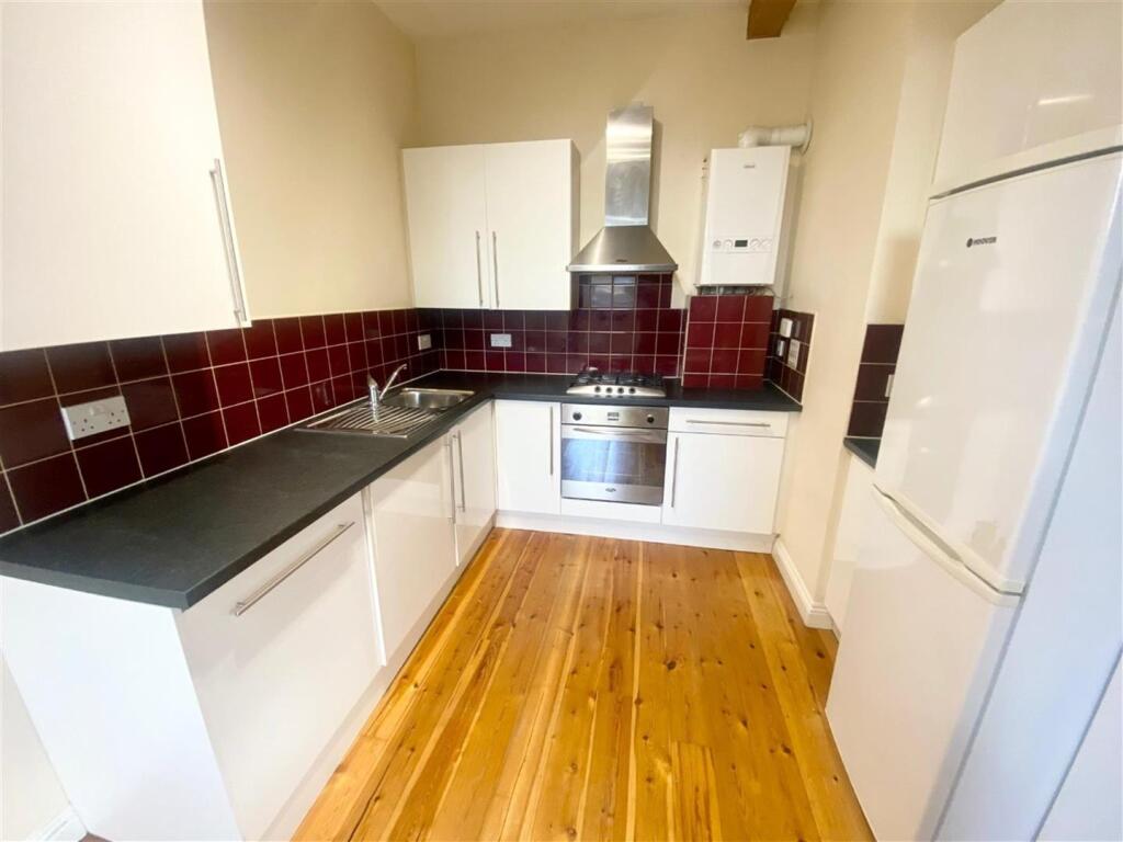 Apartment in Sheffield - View 3