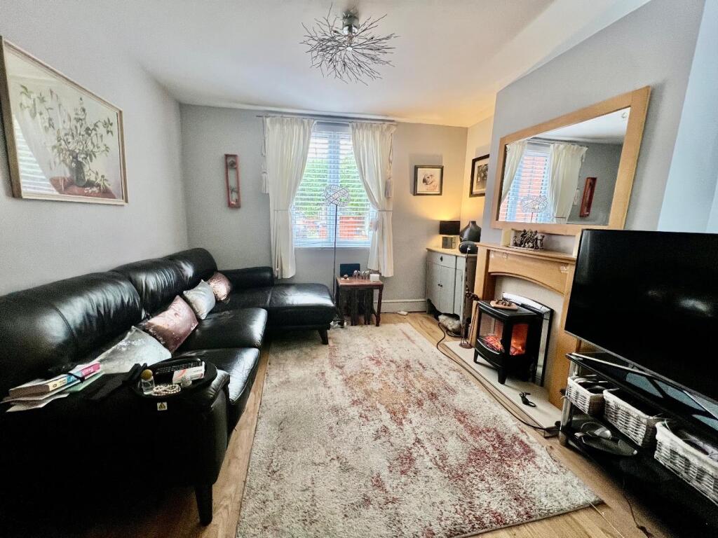 House in Desborough, North Northamptonshire - View 5