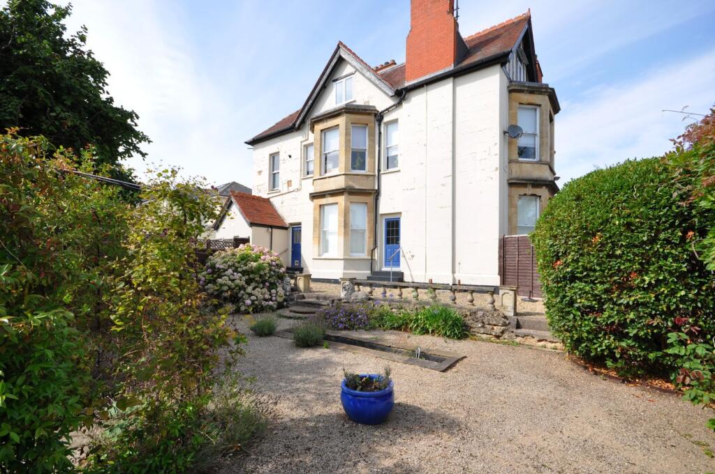 Main image of property: Gloucester Road, Cheltenham, GL51