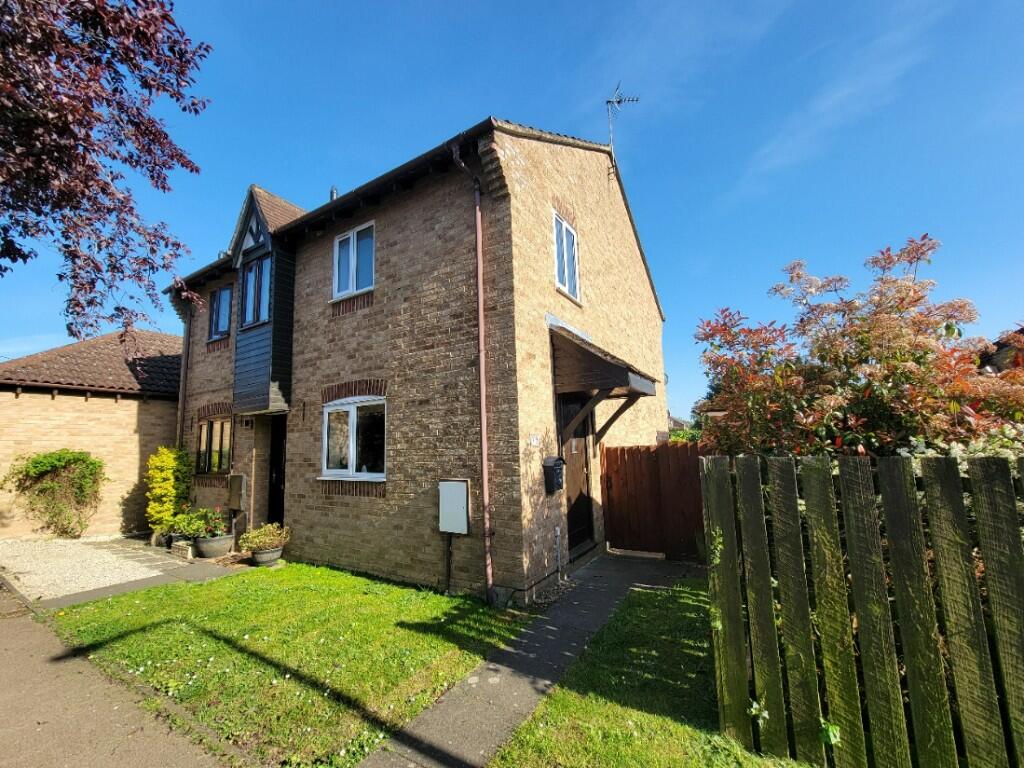 2-bed semi-detached on Coopers Way, Barham, Ipswich, Suffolk, IP6, £200,000