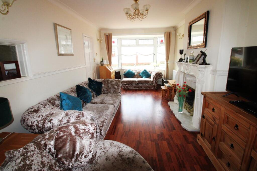 House in Romford - View 2