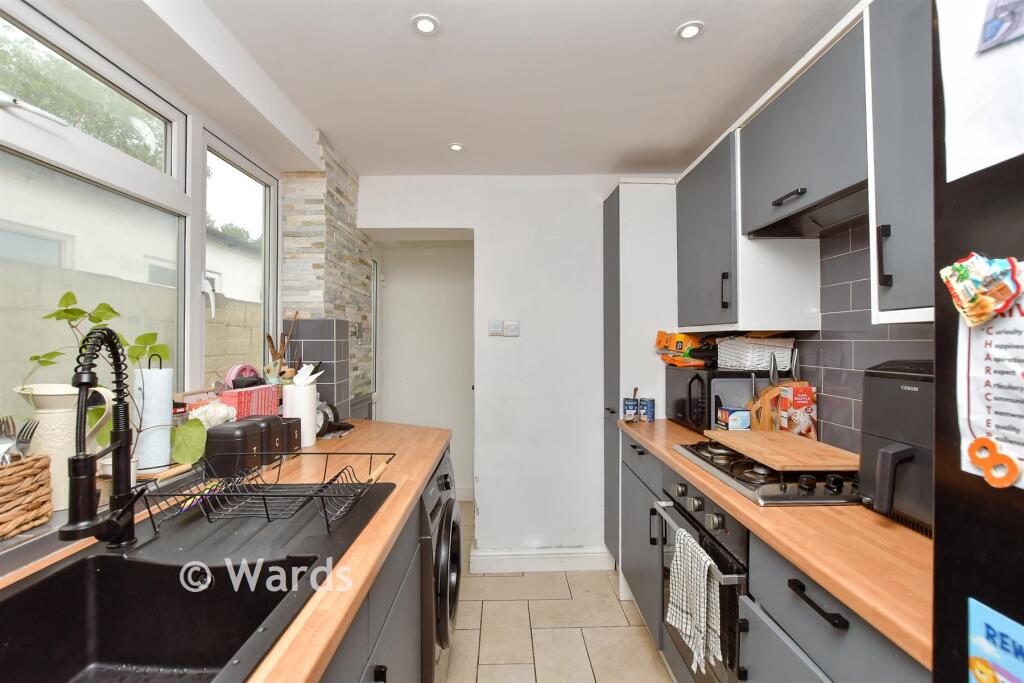 Main image of property: Ivy Street, Rainham, Gillingham, Kent