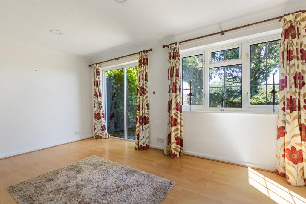 House in Arun, Aldwick - More