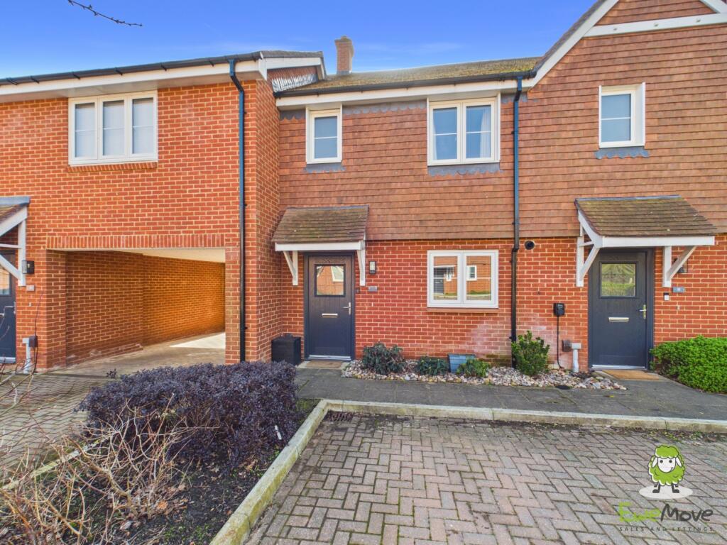 Main image of property: FISHBOURNE GARDENS, CHINEHAM, BASINGSTOKE, RG24