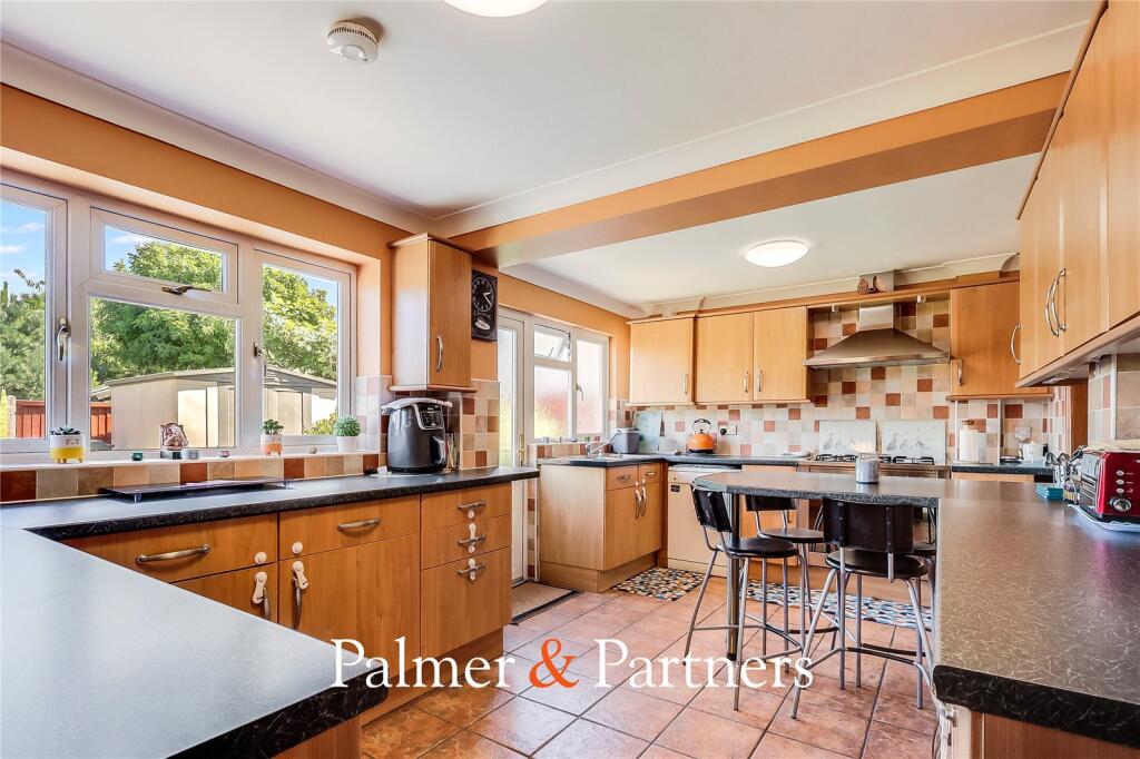 Stewart Road, Chelmsford, Essex, CM2 - View 3