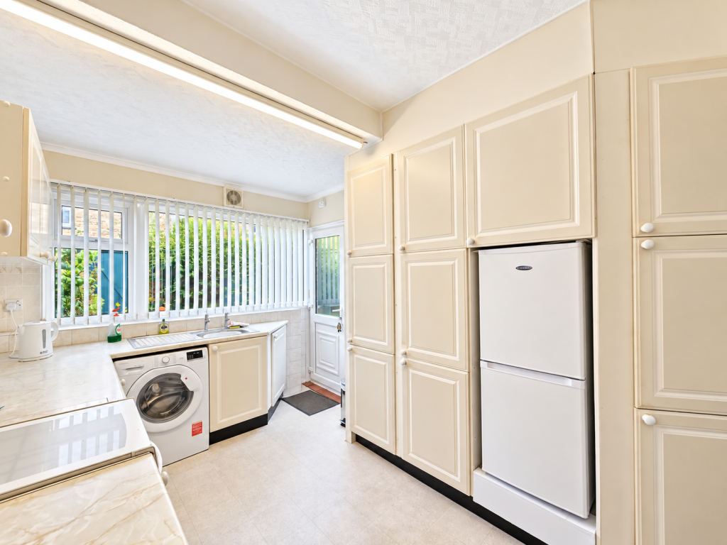House in Scarborough, Scalby Mills - More