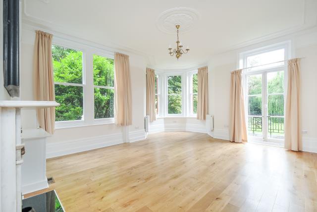 Main image of property: Riverview Mansions, Twickenham, TW1