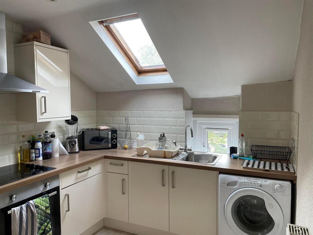 House in Cardiff, Tredegarville, Roath - View 4