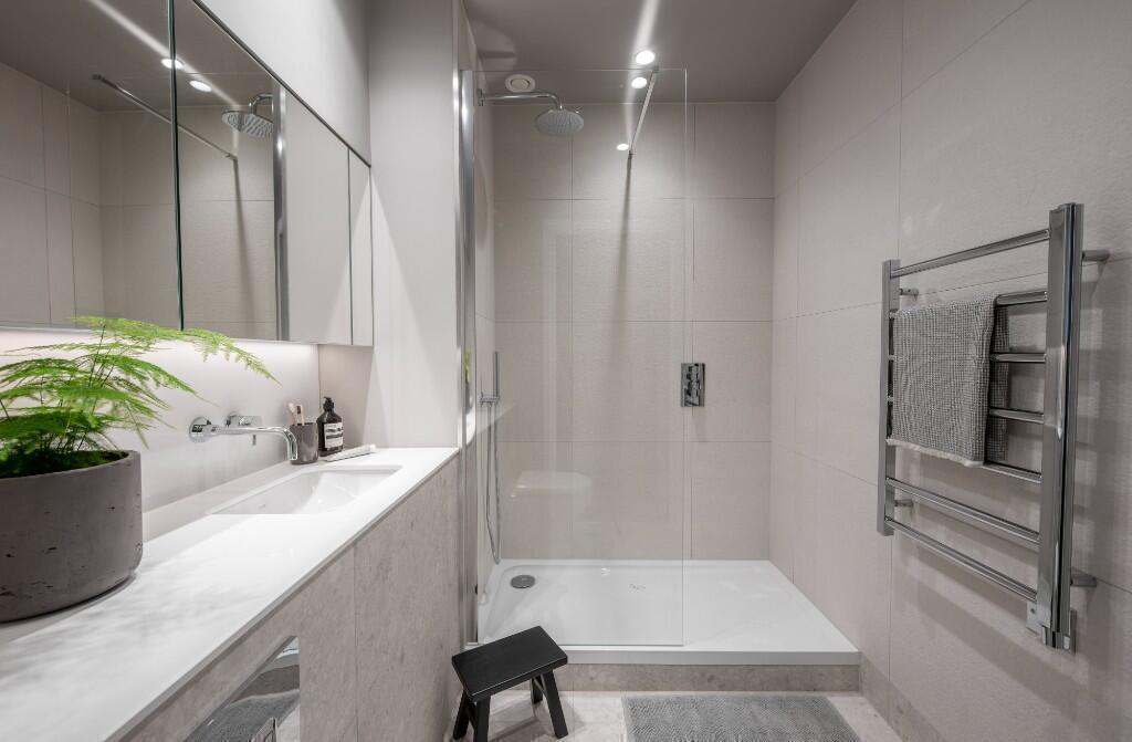 Apartment in Manchester - View 3
