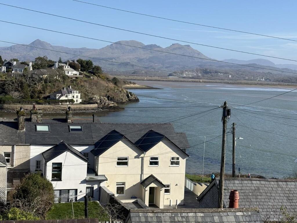 Ralph Street, Borth-Y-Gest, Porthmadog photo 2