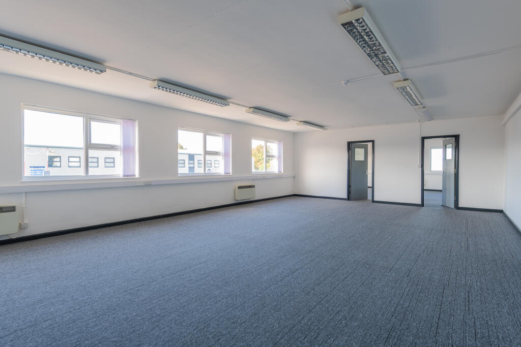110 Burcott Road, Avonmouth WEB-18.jpg