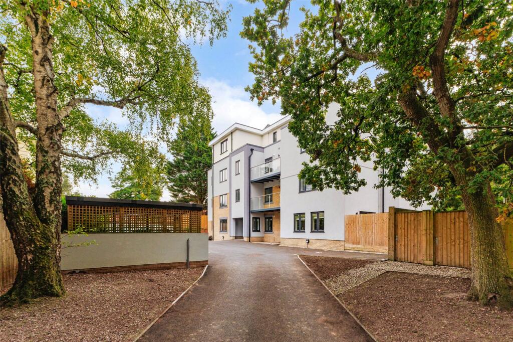 Delhi Close, Poole, Dorset, BH14