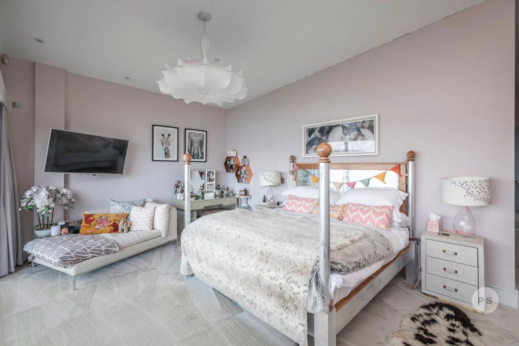 Additional image 11 of Rhode House, The Horseshoe, Sandbanks, Poole, BH13 7RW