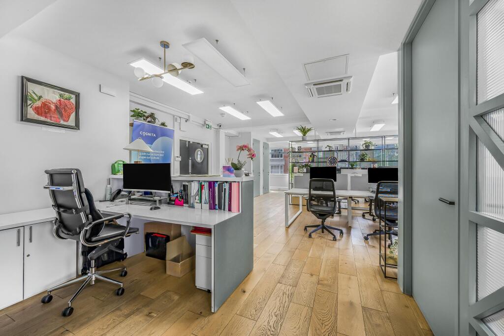 office 12.jpg