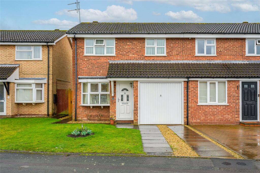 Main image of property: Leybourne Crescent, Pendeford, Wolverhampton, West Midlands, WV9
