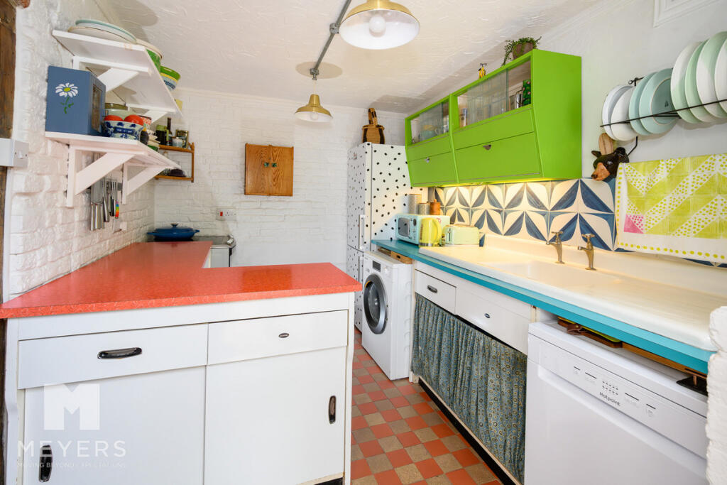 House in New Forest, Ringwood - View 5