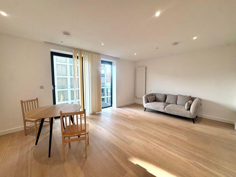 Apartment in London - View 2