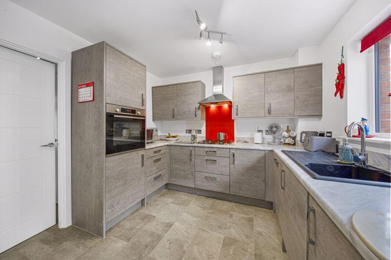 Woodcote Way, Walton, Chesterfield photo 4